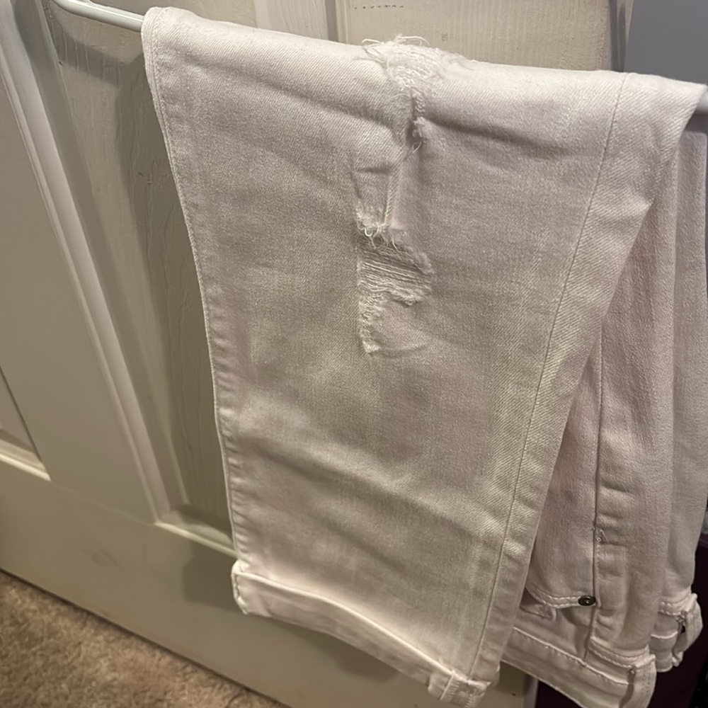 Jean Capris - Picture 2 of 2